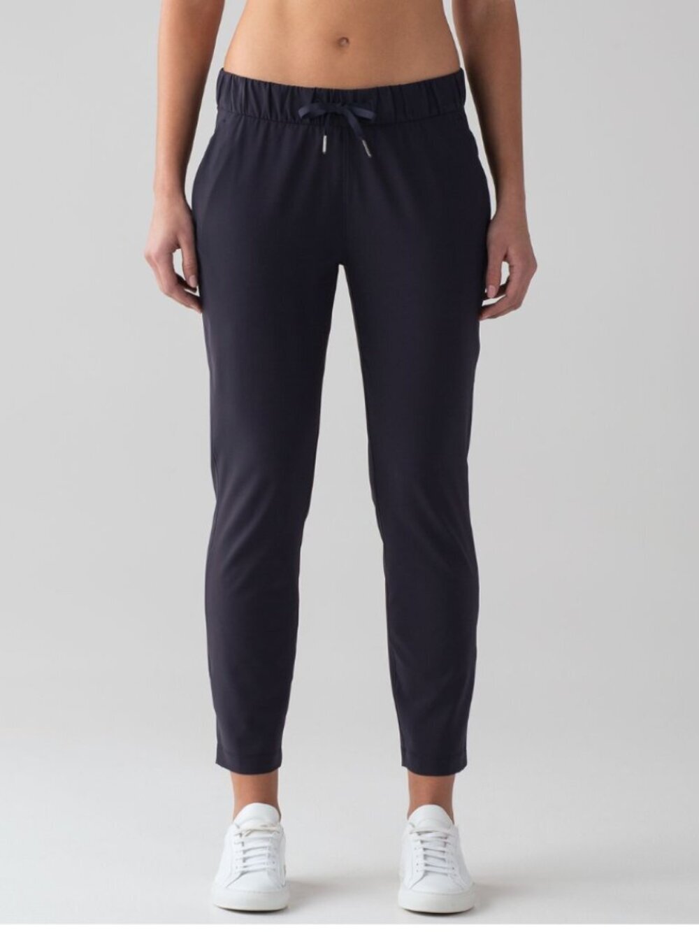 Lululemon On The Fly Pant Navy Blue Size 6**